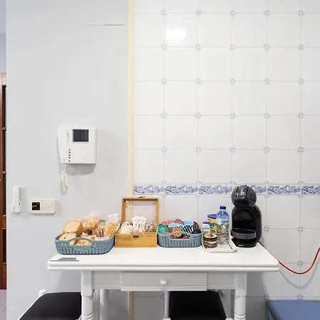 Piso Moderno Completo 2 * Marin