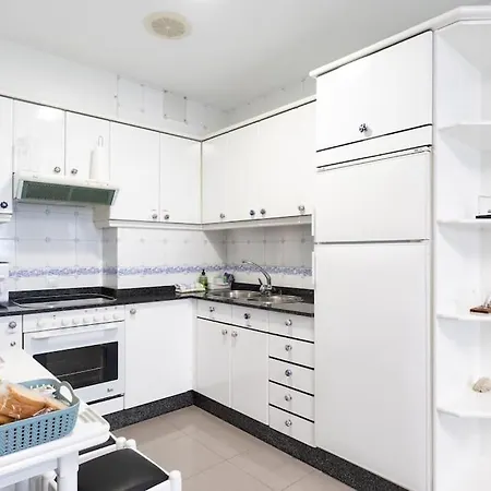 Piso Moderno Completo 2 * Marin